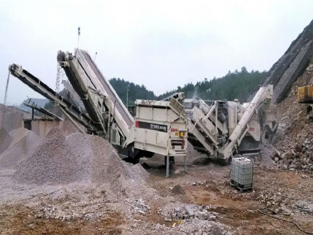 特雷克斯南方路機(jī)履帶移動反擊式破碎機(jī)建筑垃圾資源化利用案例