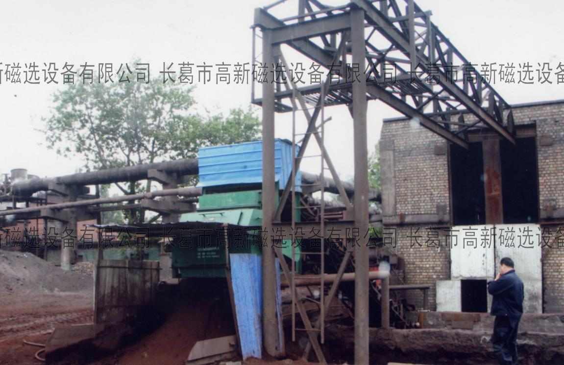 礦石干式磁選機選礦設備產品圖片