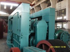 礦石輥壓機