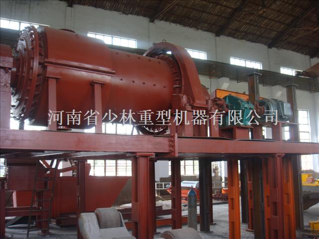 軸瓦式節(jié)能磨機(jī)少重研制