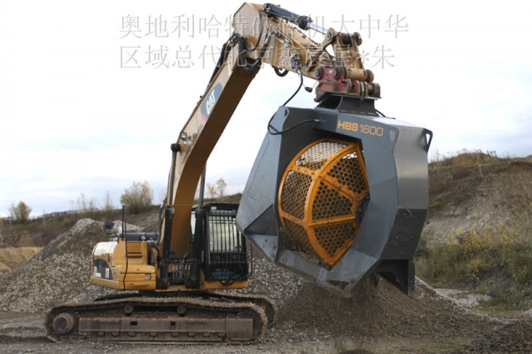 裝在挖機上的篩分機尋求全國代理產品圖片
