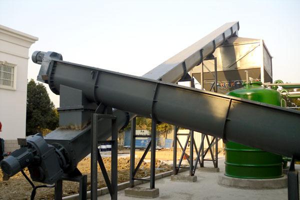 螺旋輸送機(jī)廠家供應(yīng)污泥螺旋輸送機(jī)頂端