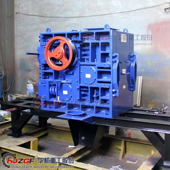 專(zhuān)利產(chǎn)品三輥細(xì)碎機(jī) 三輥式破碎機(jī) 用于化肥玻璃陶瓷石英細(xì)碎作業(yè)產(chǎn)品圖片