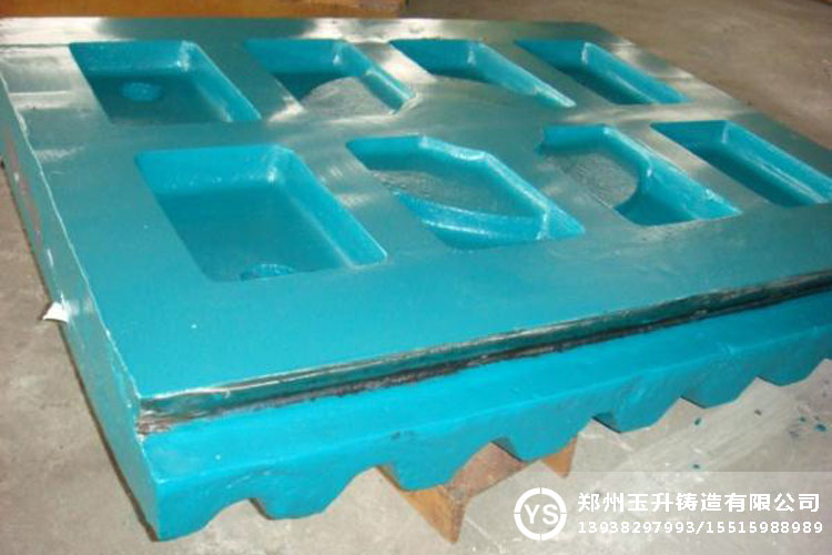 什么樣的破碎機鄂板廠家才專業呢