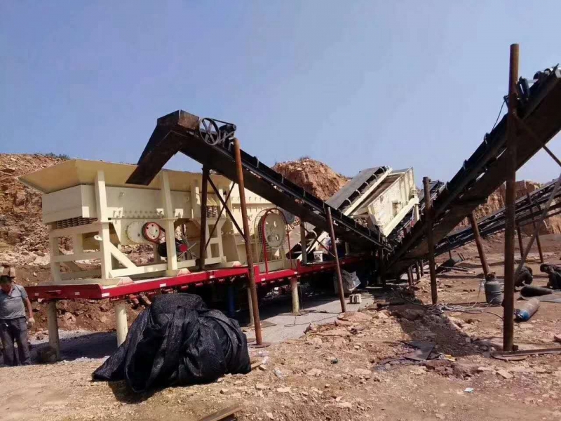 少林礦機專業生產移動破碎站產品圖片
