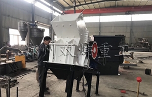 礦石破碎機(jī)選擇錘式破碎機(jī)