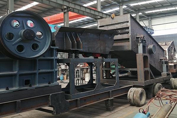  移動破石機消納建筑垃圾帶來超額
