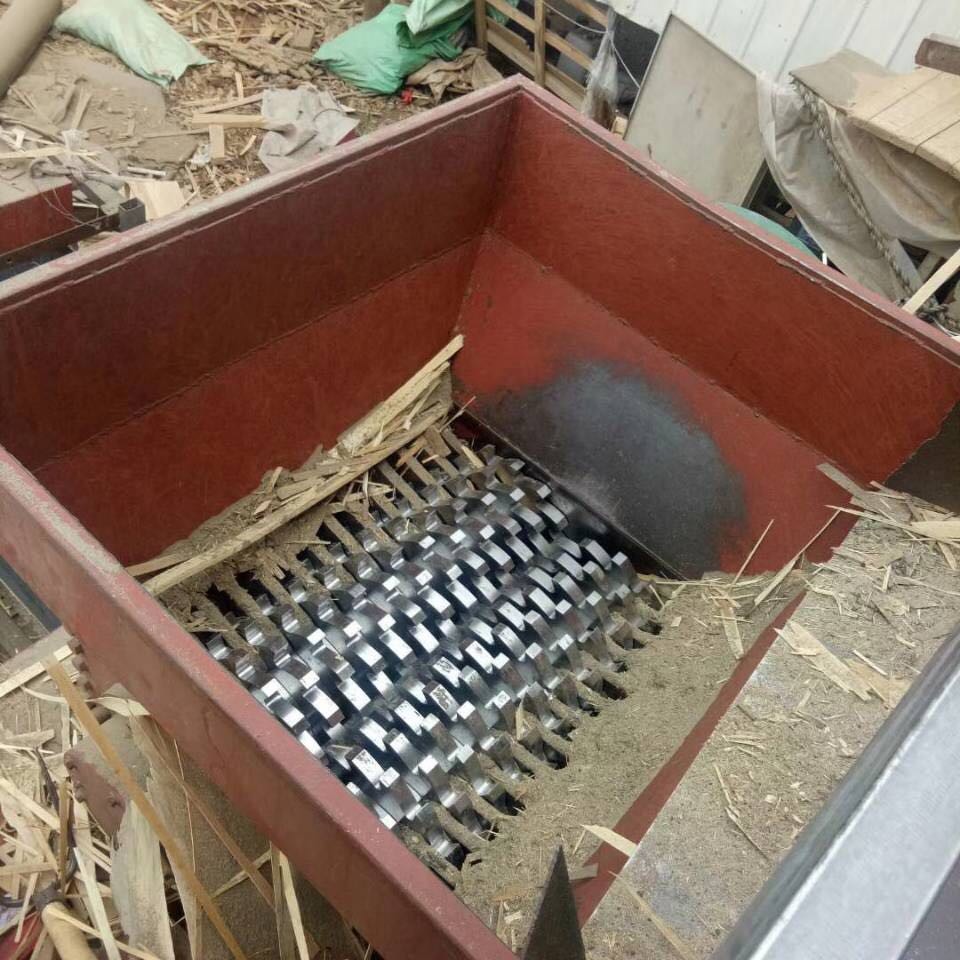 800型雙軸撕碎機多少錢一臺？