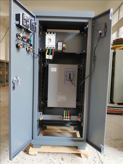 恒壓供水變頻柜22kW 一控三變頻器產(chǎn)品圖片