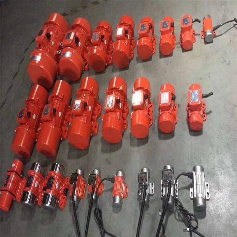 XTGP高頻振動電機1丶1千瓦13千牛產品圖片