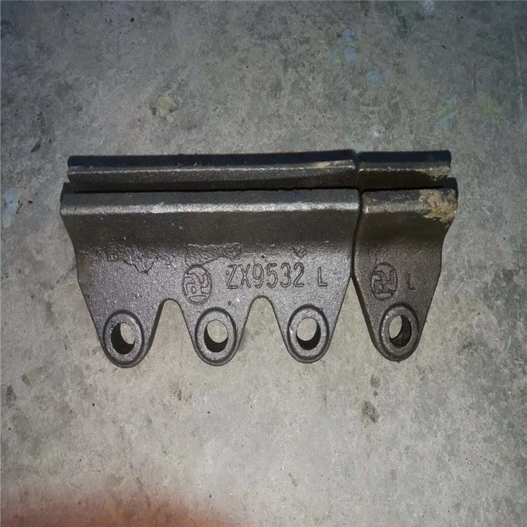 9532制砂機拋料頭沖擊塊9532周護板產(chǎn)品圖片