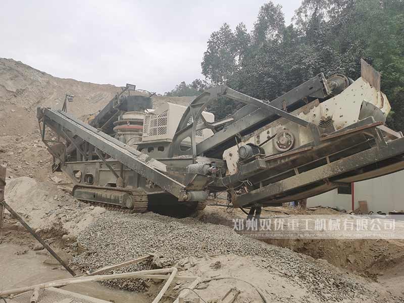 南陽一臺破碎機多少錢 履帶碎石機廠家