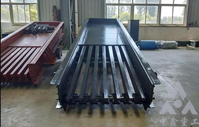 ZSW型振動(dòng)給料機(jī)