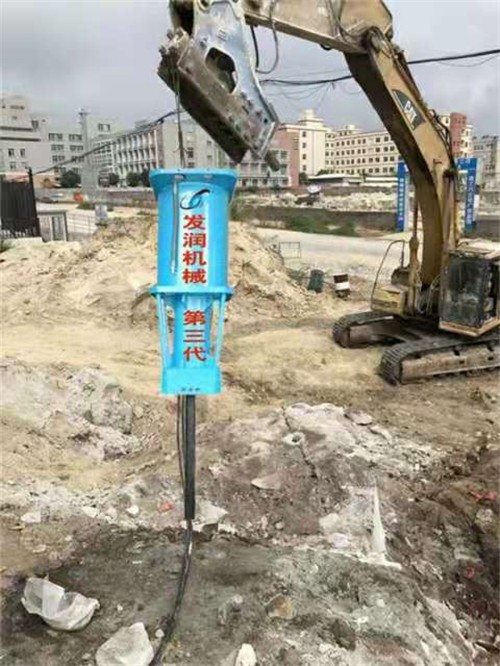 河南南陽大型液壓破石機靜態拆除設備