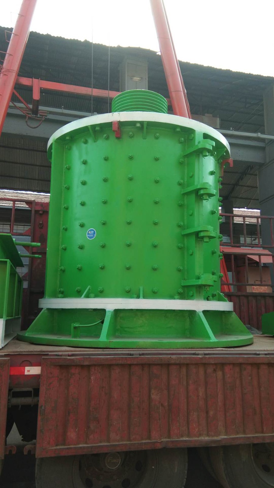 復(fù)合破碎機(jī)。建筑重型復(fù)合破碎機(jī)