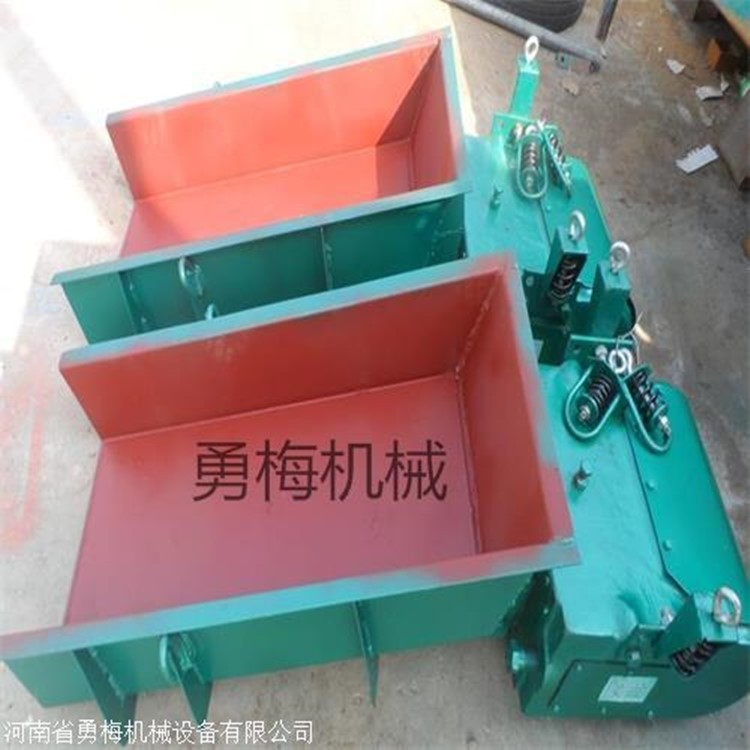 四川GZ1電磁振動(dòng)給料機(jī)線(xiàn)圈 控制箱型號(hào)