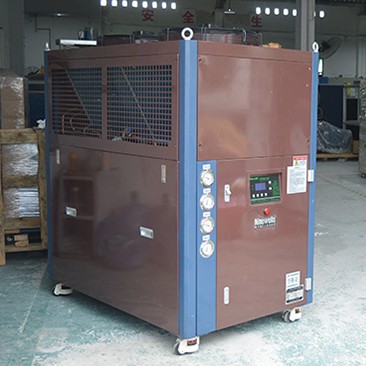 Ninewells品牌電鍍液降溫機組