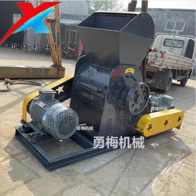 石獅石灰石錘式細(xì)碎機(jī) 建筑石料破碎機(jī)產(chǎn)品圖片