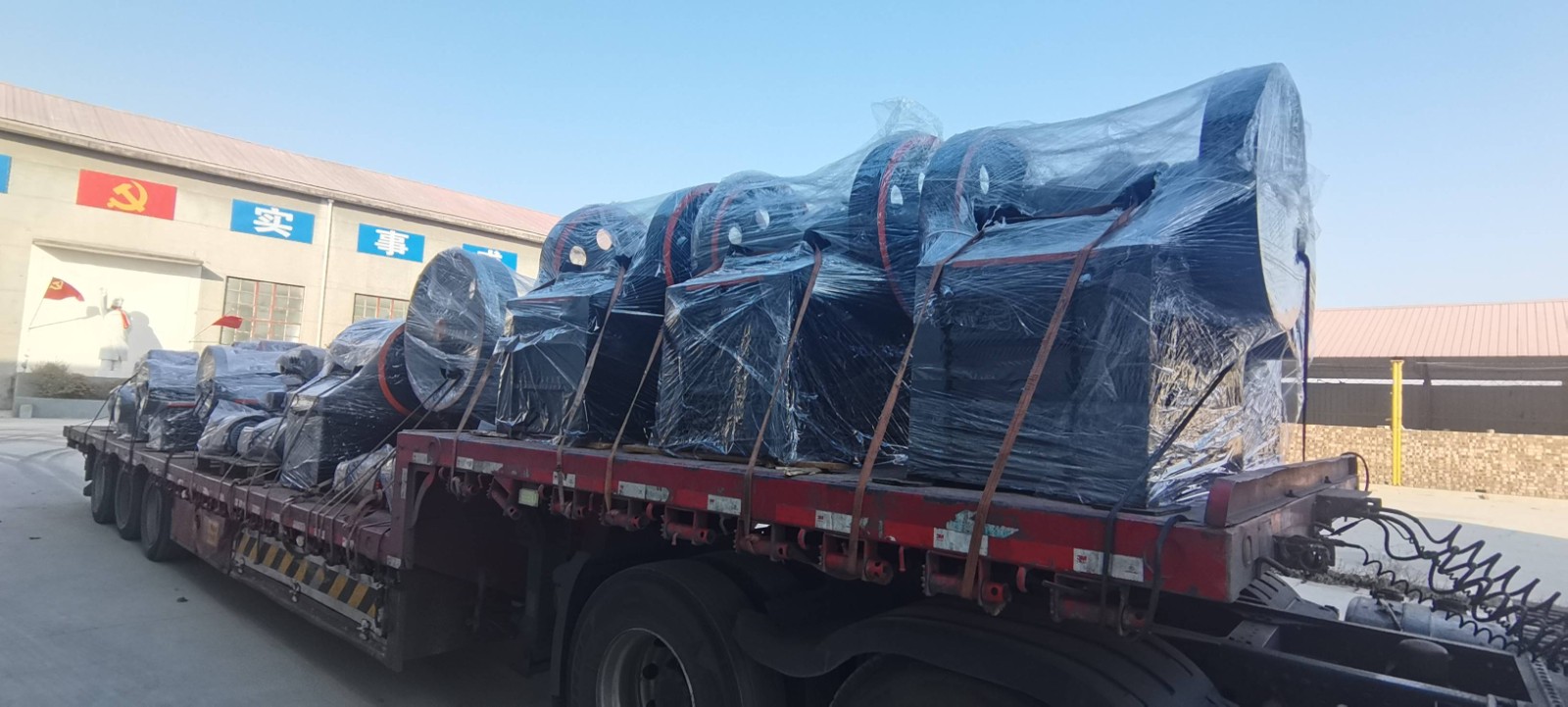 河南廠家批量生產PE250*400顎式破碎機  價格便宜
