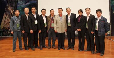 磨粉機制造廠桂林鴻程管理人員參加主題為&ldquo;如何突破自己的工作瓶頸&rdquo;的培訓課程