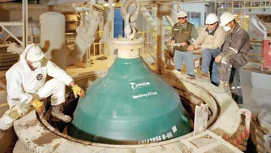 定期更換HP圓錐破碎機耐磨襯板 確保設備完整性和良好性能